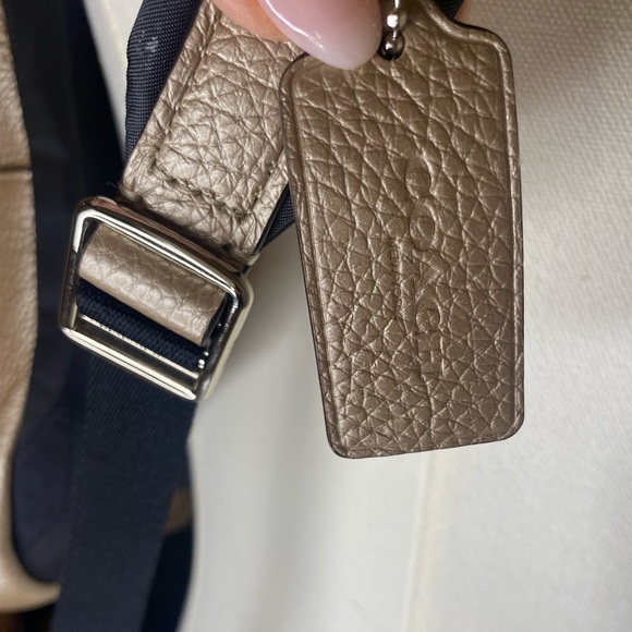 Coach Crome Metallic Taupe Backpack Pebbled Leather Excellent Condition - Picture 5 of 14